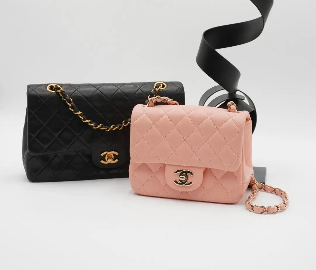 CHANEL Matelasse