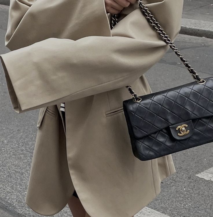 From Vintage to Viral: Why Preloved Luxury Is the Smartest Trend of 2025