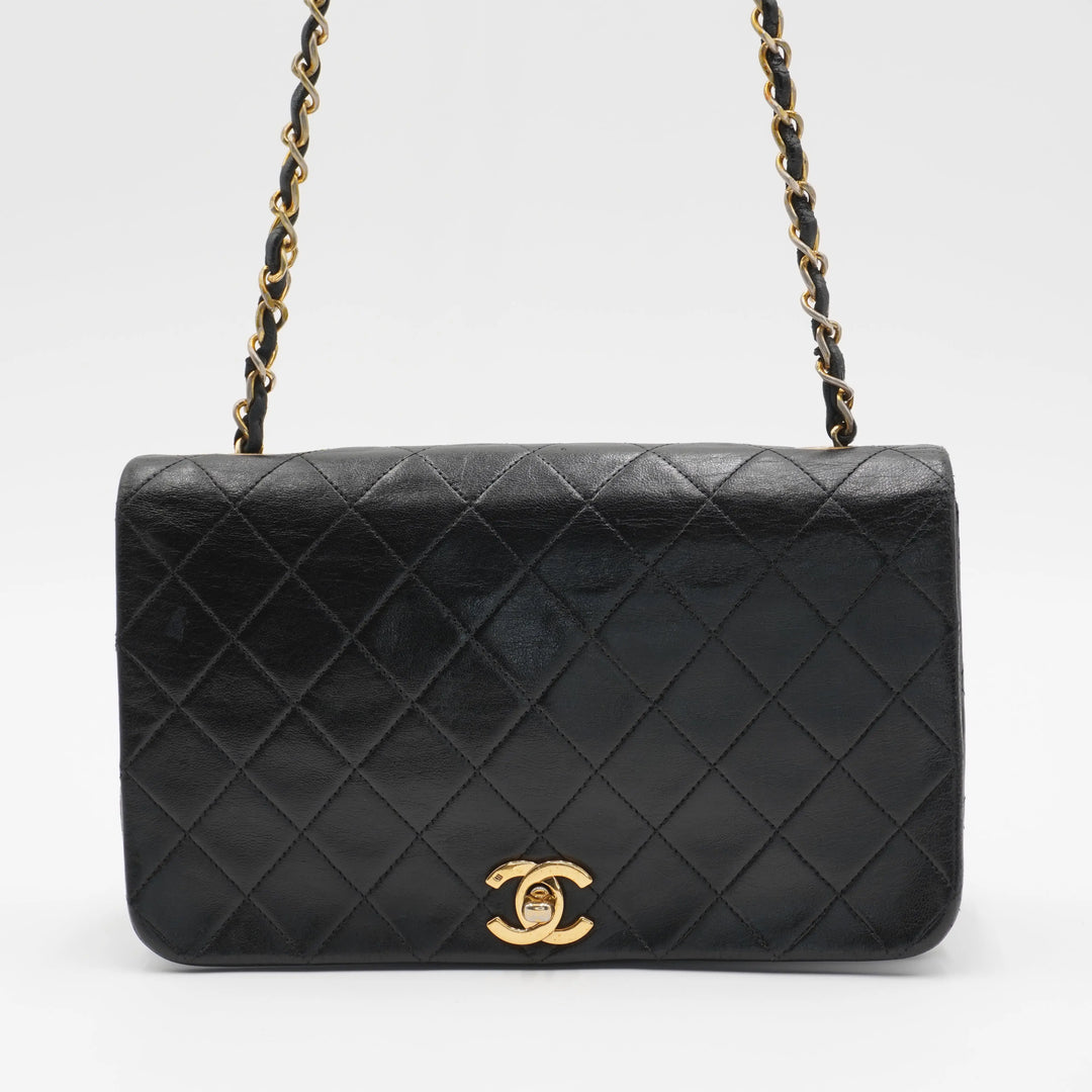 CHANEL Classic Quilted Leather Flap Bag Gold Hardware CHANEL