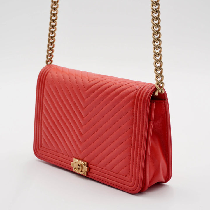 CHANEL Red V-Stitch Wallet on Chain CHANEL