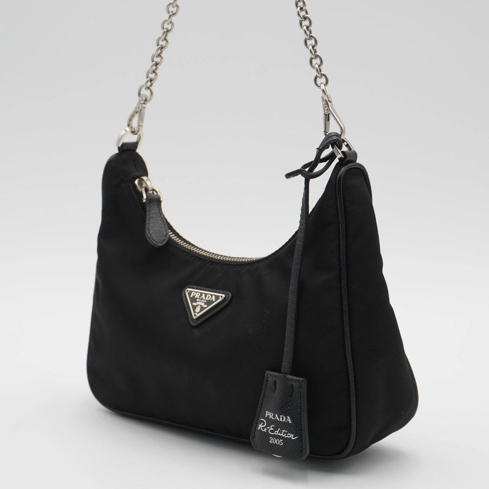 PRADA Black Nylon Re-Edition 2005 Shoulder Bag PRADA