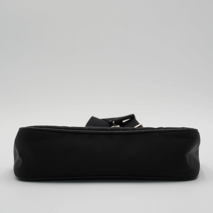 PRADA Black Nylon Re-Edition 2005 Shoulder Bag PRADA