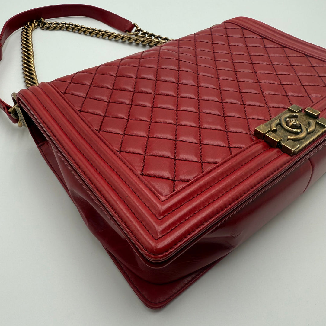 Pre-owned CHANEL Red Leather Quilted Boy Flap Bag Large